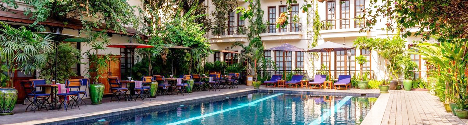Savoy Hotel swimming pool